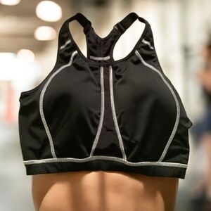 LA ISLA sports bra black white 36C built in pads full support adjustable…